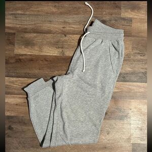 American eagle jogger sweats